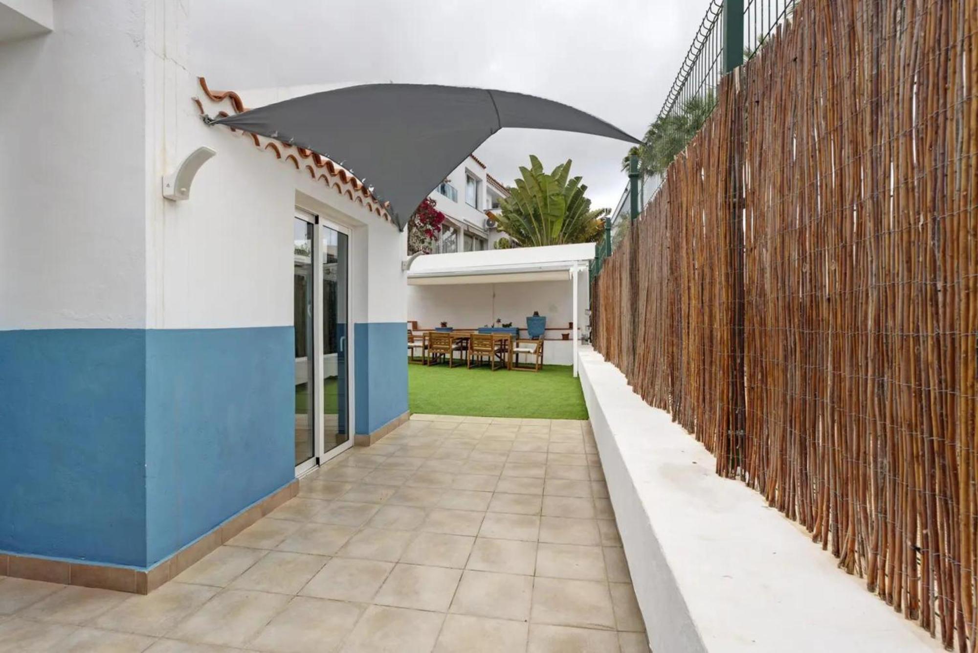 Child-Friendly, 3-Bedroom Apartment With Garden Near The Aqualand Costa Adeje  Exteriör bild
